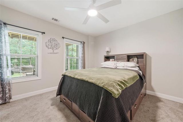88 Old Vineyard Way, Cleveland, GA 30528
