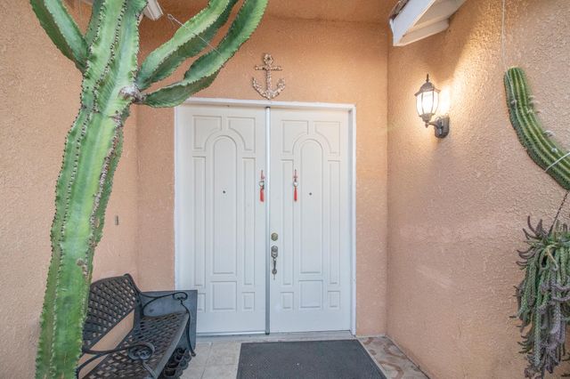 1066 W Forest Avenue, Porterville, CA 93257