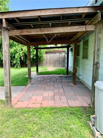 4305 Amherst Dr, Corpus Christi, TX 78412