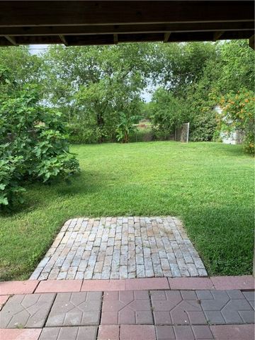 4305 Amherst Dr, Corpus Christi, TX 78412