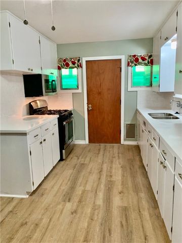 4305 Amherst Dr, Corpus Christi, TX 78412