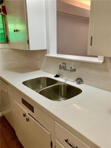4305 Amherst Dr, Corpus Christi, TX 78412