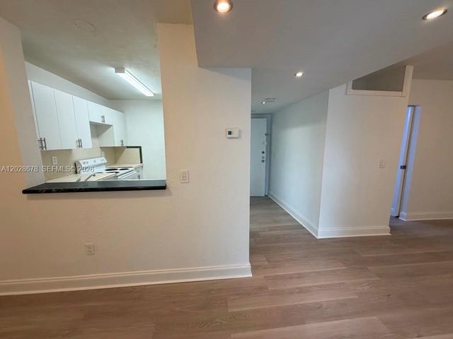 492 NW 165th St Road C211, Miami, FL 33169