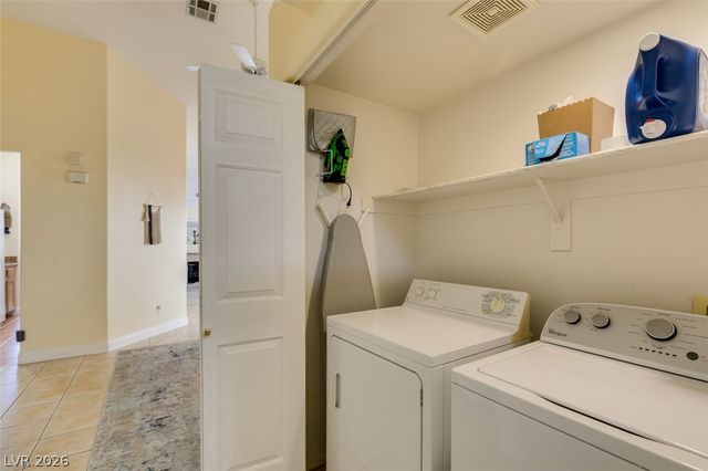 6548 Sundown Heights Avenue, Las Vegas, NV 89130