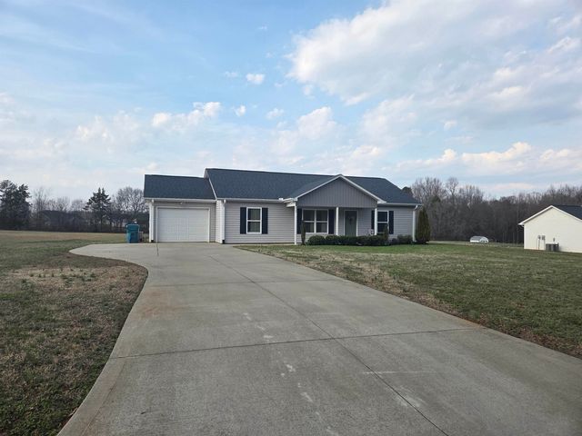 323 Scruggs Trail, Gaffney, SC 29341