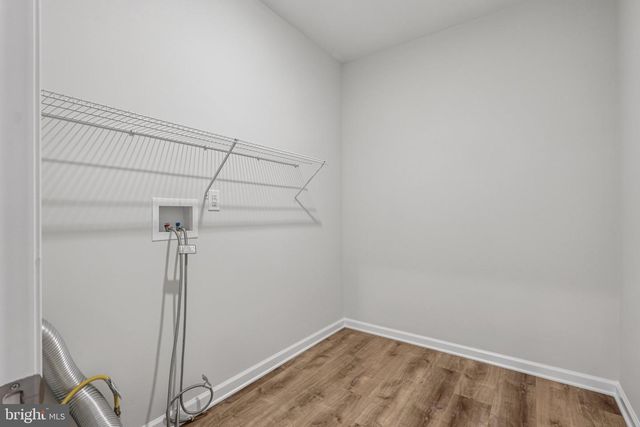 129 FOREST DR, Piscataway, NJ 08854