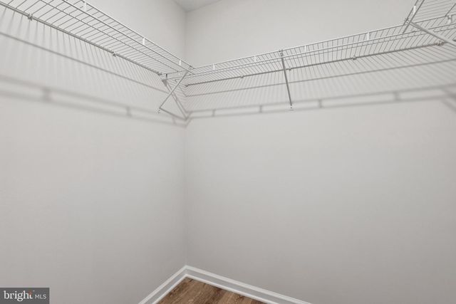 129 FOREST DR, Piscataway, NJ 08854