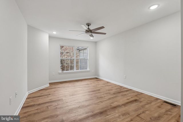 129 FOREST DR, Piscataway, NJ 08854