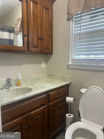 1935 Athens Highway, Elberton, GA 30635
