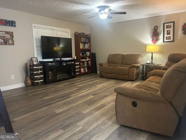 1935 Athens Highway, Elberton, GA 30635