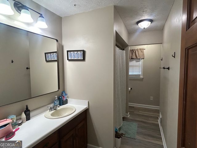 1935 Athens Highway, Elberton, GA 30635