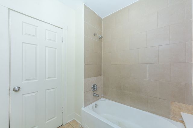 56 W 76th Street, Chicago, IL 60620