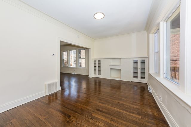 56 W 76th Street, Chicago, IL 60620