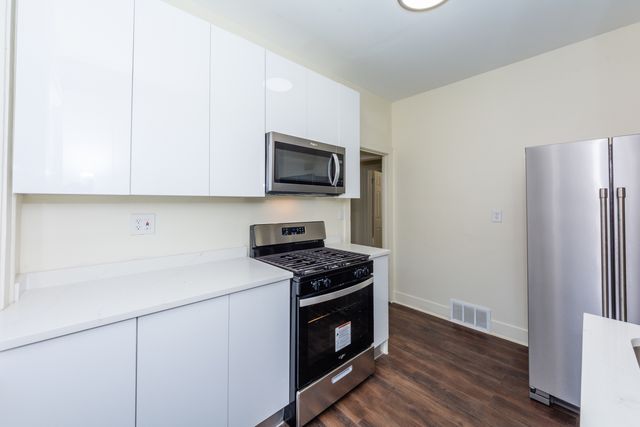 56 W 76th Street, Chicago, IL 60620