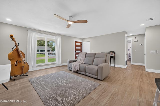 13415 PEREGRINE Street, Jacksonville, FL 32225