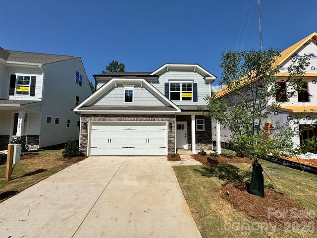 13127 Foxberry Road, Charlotte, NC 28213