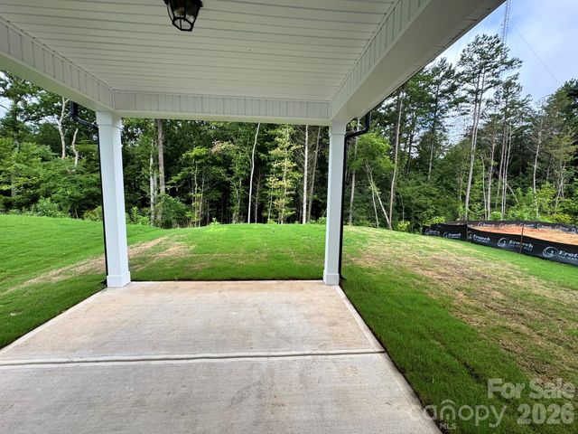 13127 Foxberry Road, Charlotte, NC 28213