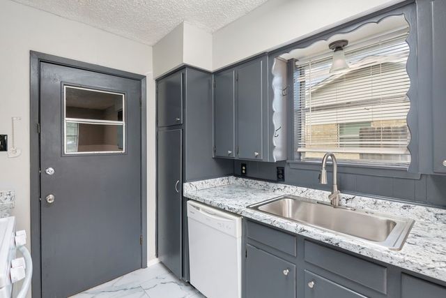 8013 Emerald Hills Way, North Richland Hills, TX 76180