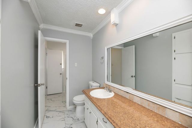 8013 Emerald Hills Way, North Richland Hills, TX 76180