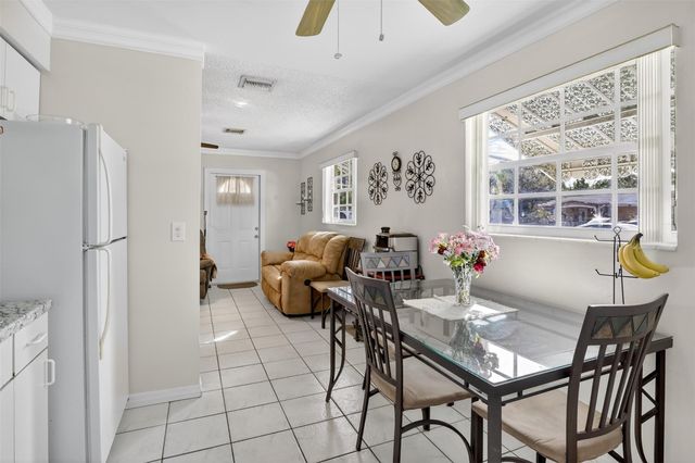 6717 Farragut, Hollywood, FL 33024