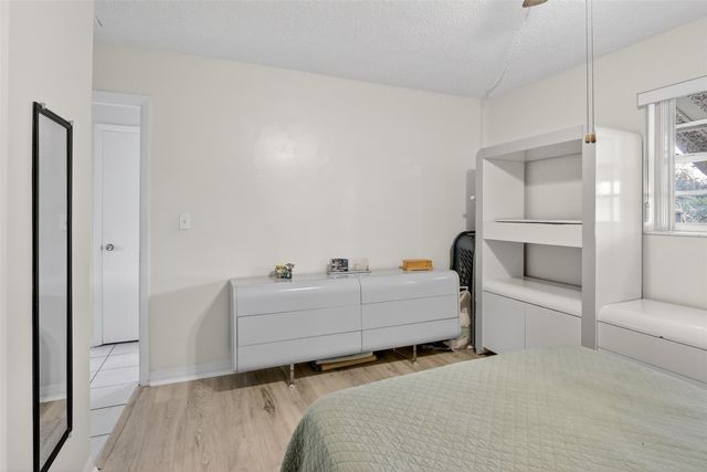 6717 Farragut, Hollywood, FL 33024