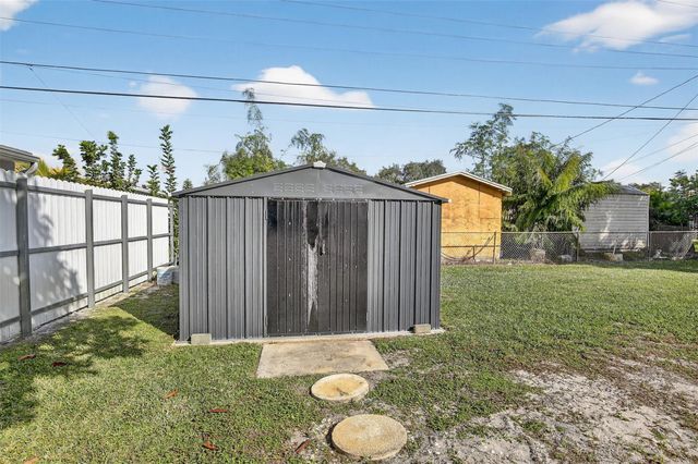 6717 Farragut, Hollywood, FL 33024