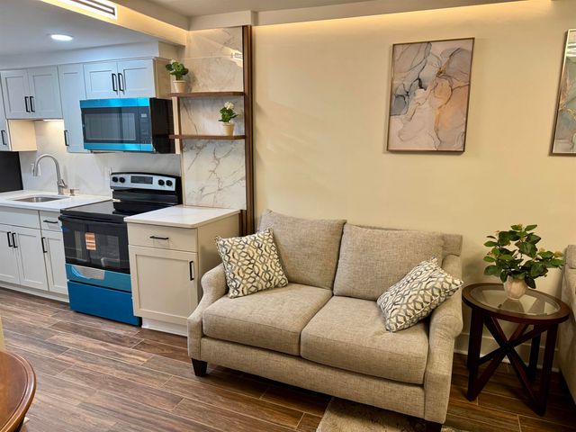 2406 N Ocean Blvd Unit 1104, Myrtle Beach, SC 29577