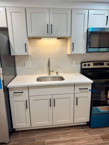 2406 N Ocean Blvd Unit 1104, Myrtle Beach, SC 29577