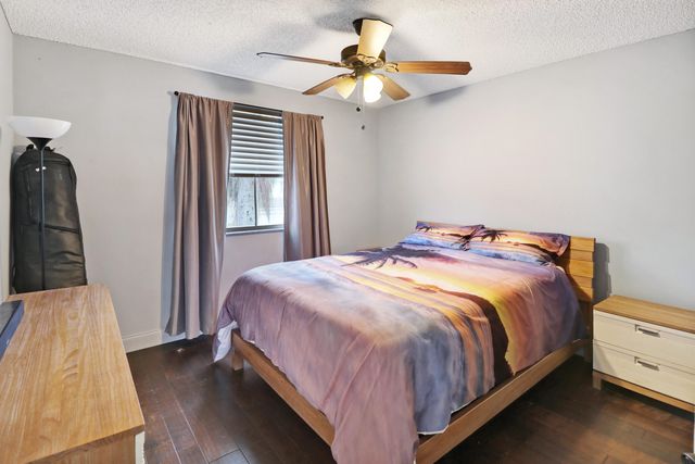 5220 NW 53rd Avenue, Coconut Creek, FL 33073