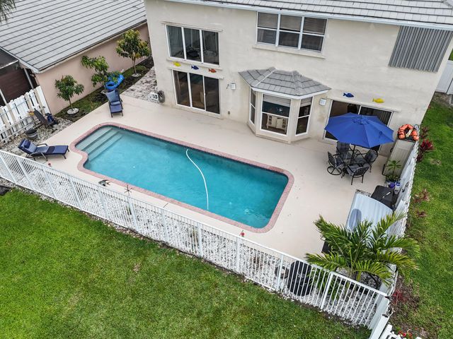 5220 NW 53rd Avenue, Coconut Creek, FL 33073