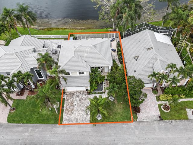 5220 NW 53rd Avenue, Coconut Creek, FL 33073