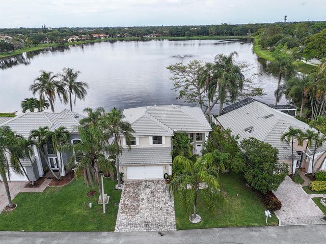 5220 NW 53rd Avenue, Coconut Creek, FL 33073