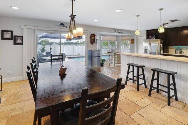 5220 NW 53rd Avenue, Coconut Creek, FL 33073