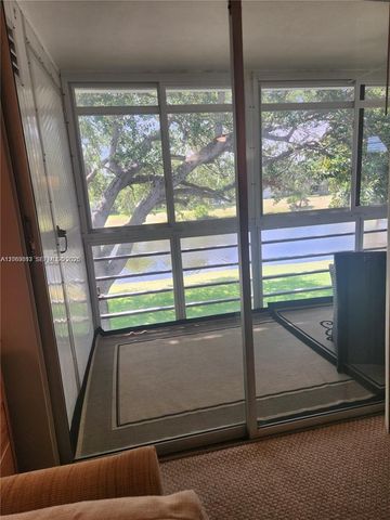 524 Tilford X 524, Deerfield Beach, FL 33442