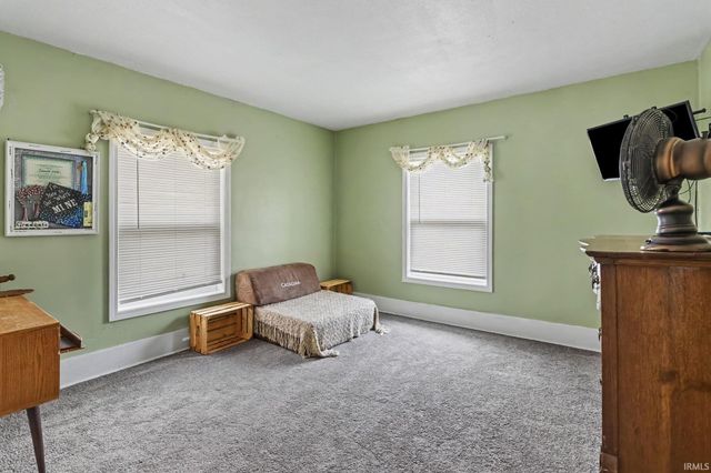 1009 E Ewing Avenue, South Bend, IN 46613