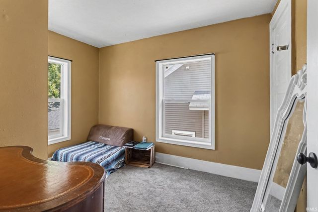 1009 E Ewing Avenue, South Bend, IN 46613