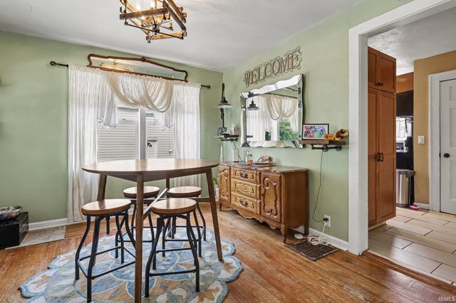 1009 E Ewing Avenue, South Bend, IN 46613