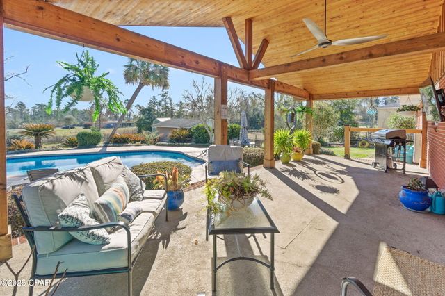 3368 Bevia Road, Marianna, FL 32446