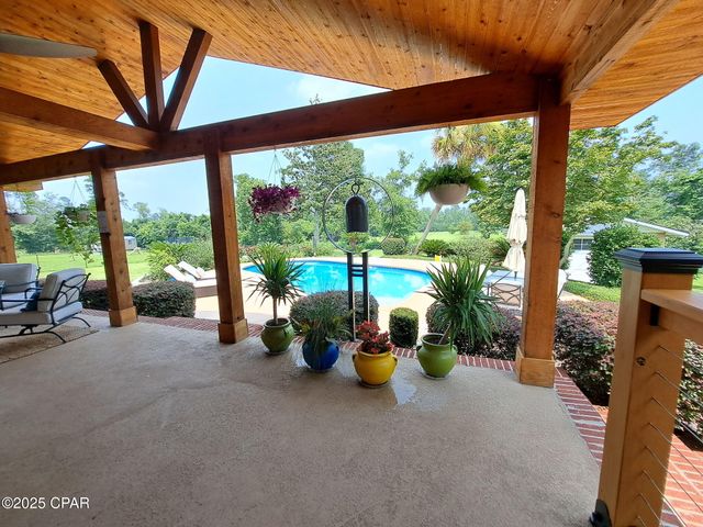3368 Bevia Road, Marianna, FL 32446