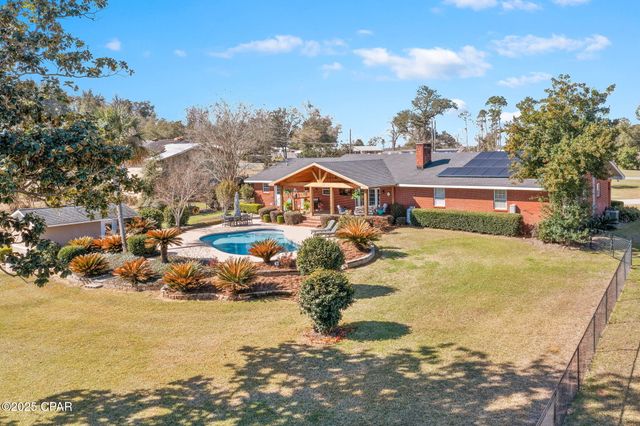 3368 Bevia Road, Marianna, FL 32446