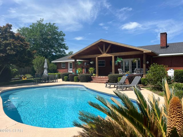 3368 Bevia Road, Marianna, FL 32446