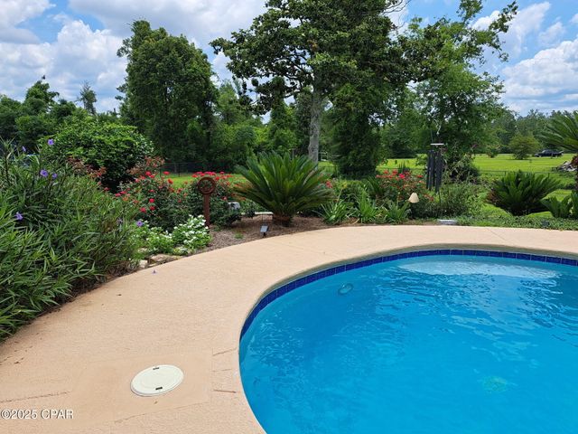 3368 Bevia Road, Marianna, FL 32446