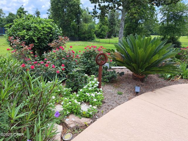 3368 Bevia Road, Marianna, FL 32446