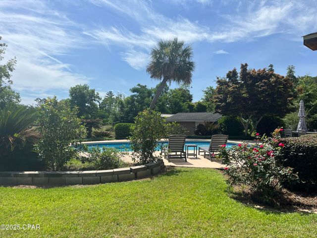 3368 Bevia Road, Marianna, FL 32446