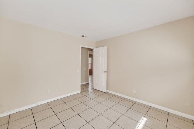 2104 Sharon Way, Modesto, CA 95350