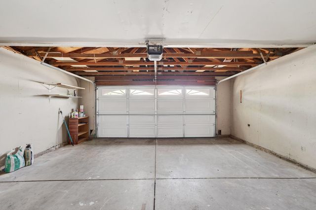 2104 Sharon Way, Modesto, CA 95350