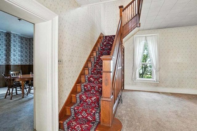 249 W Locust Street, Newark, OH 43055