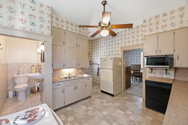 249 W Locust Street, Newark, OH 43055