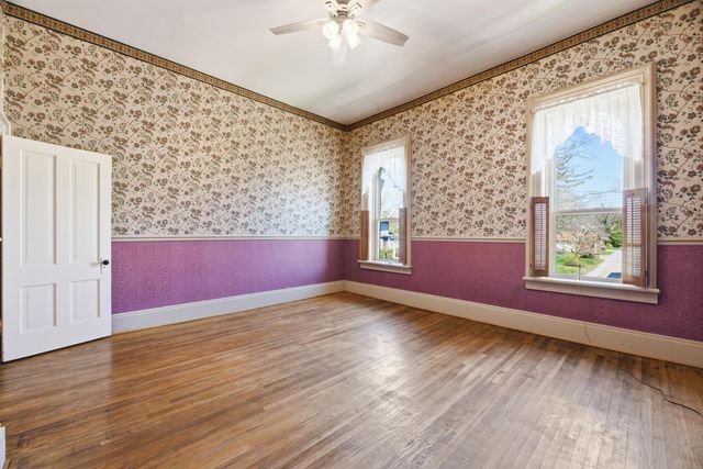 249 W Locust Street, Newark, OH 43055