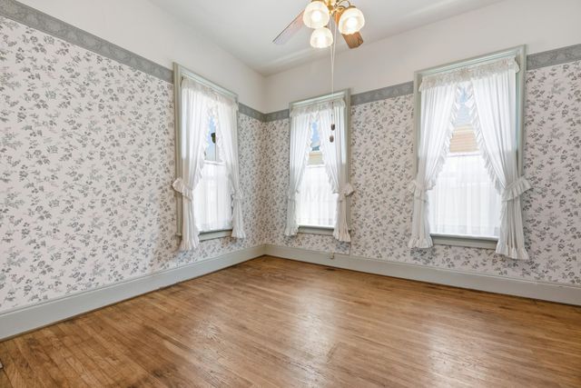 249 W Locust Street, Newark, OH 43055